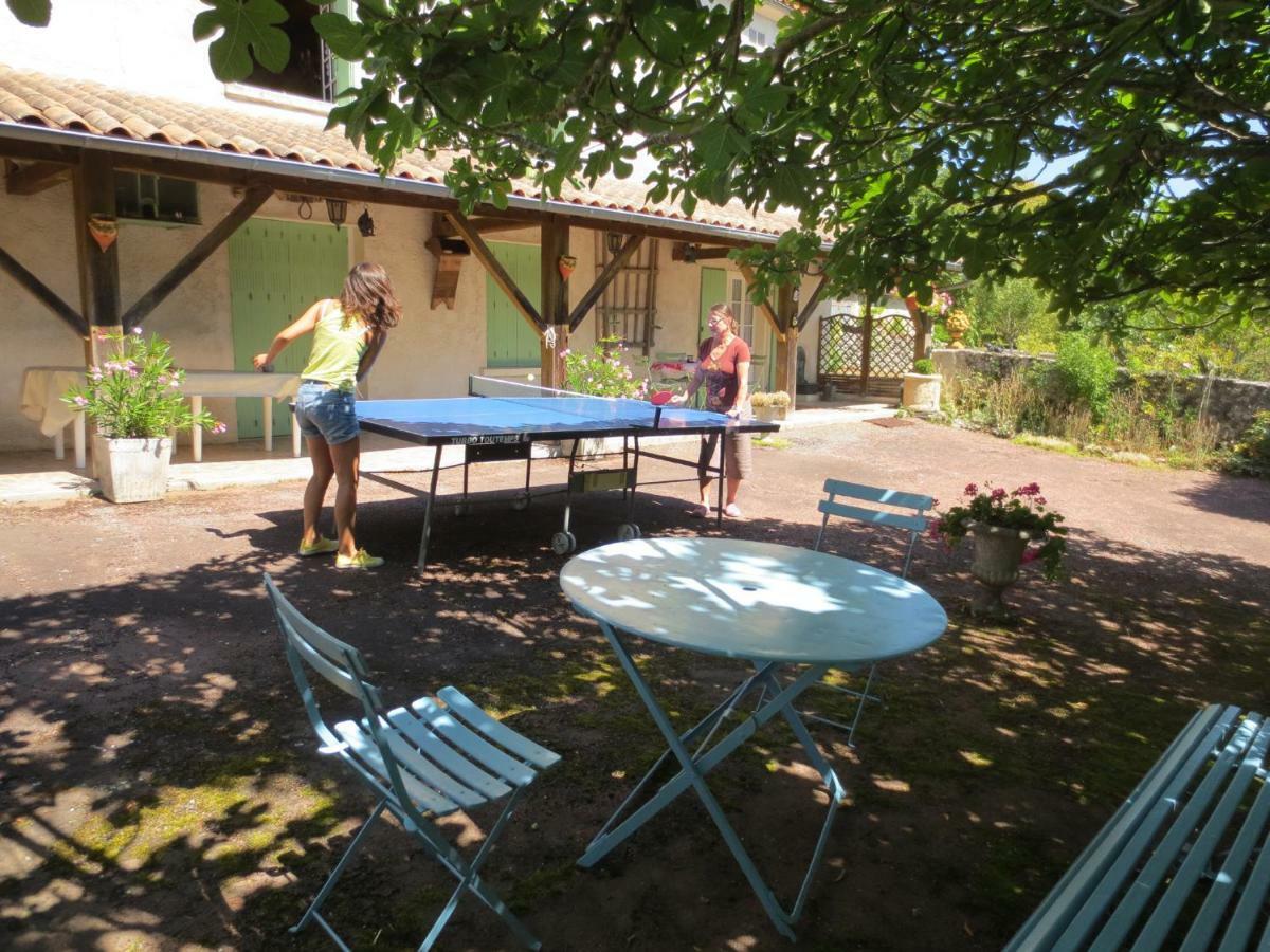 Gite paisible a la Roche Cercles Esterno foto